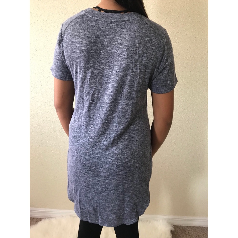 Mudd Hi-Low Short Sleeve Blouse - Picture 8 of 8